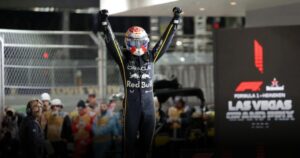 Drama F1 GP Las Vegas Verstappen Menang Telak, Petaka Diskualifikasi Menimpa McLaren Drama F1 GP Las Vegas: Verstappen Menang Telak, Petaka Diskualifikasi Menimpa McLaren