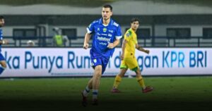 Kritik Pedas Thom Haye Soal Jadwal Boxing Day Persib Bandung Setelah Natal Kritik Pedas Thom Haye Soal Jadwal Boxing Day Persib Bandung Setelah Natal