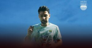 2 Kali Menepi, Frans Putros Dipastikan Siap Bela Persib di Stadion Brawijaya Malam Ini 2 Kali Menepi, Frans Putros Dipastikan Siap Bela Persib di Stadion Brawijaya Malam Ini