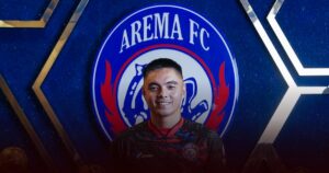 Arema FC Resmi Perkenalkan Gianluca Claudio Pandeynuwu sebagai Kiper Baru Arema FC Resmi Perkenalkan Gianluca Claudio Pandeynuwu sebagai Kiper Baru