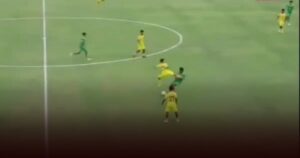 Brutal! Dada Pemain Perseta Ditendang Hingga Masuk Rumah Sakit, Laga Liga 4 Jatim Mencekam Brutal! Dada Pemain Perseta Ditendang Hingga Masuk Rumah Sakit, Laga Liga 4 Jatim Mencekam