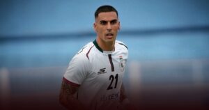 Persib Bandung akan Kembali Mendatangkan Bek Tengah Andalannya di Bursa Transfer Musim 2025-2026 Persib Bandung akan Kembali Mendatangkan Bek Tengah Andalannya di Bursa Transfer Musim 2025-2026