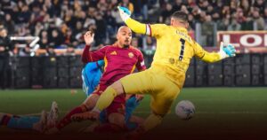 Donyell Malen Cetak Brace Pertamanya, AS Roma Pulangkan Cagliari Tanpa Gol Balasan Donyell Malen Cetak Brace Pertamanya, AS Roma Pulangkan Cagliari Tanpa Gol Balasan