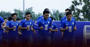 Umumkan Skuad List, Persib Bandung Boyong 21 Pemain di ACL 2 2025-2026 Umumkan Skuad List, Persib Bandung Boyong 21 Pemain di ACL 2 2025-2026