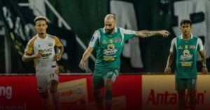 Hasil Persebaya vs Dewa United Unggul Pemain, Bajul Ijo Ditahan Imbang 1-1 Hasil Persebaya vs Dewa United Unggul Pemain, Bajul Ijo Ditahan Imbang 1-1