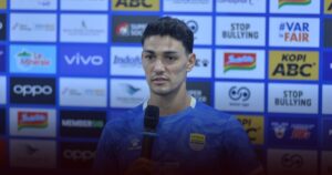 Latihan Larut Malam Jelang Persib Vs Persita, Federico Barba Pastikan Kesiapan Tim Latihan Larut Malam Jelang Persib Vs Persita, Federico Barba Pastikan Kesiapan Tim