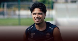 Lini Depan Dinilai Kurang Maksimal, Persib Bandung Kabarnya Sedang Dekati Ragnar Oratmangoen Lini Depan Dinilai Kurang Maksimal, Persib Bandung Kabarnya Sedang Dekati Ragnar Oratmangoen