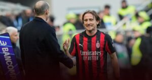 Luka Modric Cetak Gol Kemenangan AC Milan dan Pecahkan Rekor Serie A Luka Modric Cetak Gol Kemenangan AC Milan dan Pecahkan Rekor Serie A