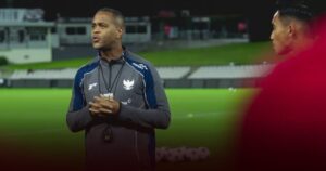 Patrick Kluivert Ungkap Keinginan Terpendam Kembali Melatih Skuad Timnas Indonesia Patrick Kluivert Ungkap Keinginan Terpendam Kembali Melatih Skuad Timnas Indonesia