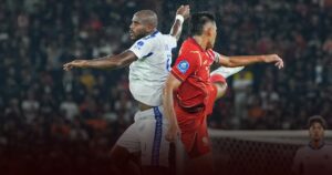 Persija Jakarta Tumbang dari Arema FC 0-2 di GBK Lewat Drama VAR Persija Jakarta Tumbang dari Arema FC 0-2 di GBK Lewat Drama VAR