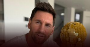 Sandang Gelar Juara Piala Dunia 2022, Lionel Messi Akhirnya Selesaikan Trofi FIFA World Cup Versi Lego Sandang Gelar Juara Piala Dunia 2022, Lionel Messi Akhirnya Selesaikan Trofi FIFA World Cup Versi Lego