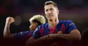 Barcelona Sodorkan Kontrak Baru, Keputusan Robert Lewandowski Jadi Krusial Barcelona Sodorkan Kontrak Baru, Keputusan Robert Lewandowski Jadi Krusial