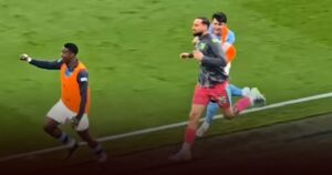 Abdukodir Khusanov Gemas ke Kiper Man City di Semifinal FA Cup, Gianluigi Donnarumma Kejar Sampai Dapat Abdukodir Khusanov Gemas ke Kiper Man City di Semifinal FA Cup, Gianluigi Donnarumma Kejar Sampai Dapat?