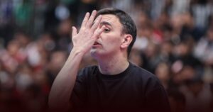 Hector Souto Prihatin Kondisi Lapangan Futsal Indonesia Yang Tidak Sesuai Standar Hector Souto Prihatin Kondisi Lapangan Futsal Indonesia Yang Tidak Sesuai Standar