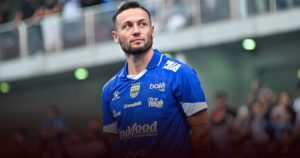 Respons Marc Klok Soal Polemik Bonus Persib Yang Berasal Dari Pejabat Respons Marc Klok Soal Polemik Bonus Persib Yang Berasal Dari Pejabat