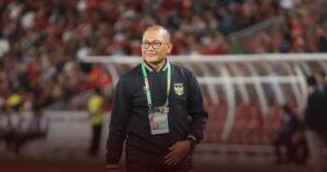 Sumardji Berikan Jawaban Terkait Polemik Izin Kerja dan Paspor Pemain Timnas Indonesia di Eredivisie Sumardji Berikan Jawaban Terkait Polemik Izin Kerja dan Paspor Pemain Timnas Indonesia di Eredivisie