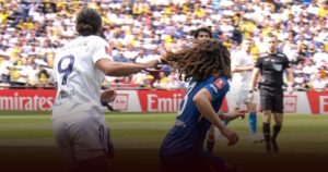 Tarik Rambut Marc Cucurella, Calvert-Lewin Lolos Dari Hukuman Kartu Merah Tarik Rambut Marc Cucurella, Calvert-Lewin Lolos Dari Hukuman Kartu Merah