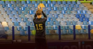 Vitesse Berbagi Poin di Eredivisie 2025-2026, Chiel Sunder Jadi Pahlawan FC Emmen Vitesse Berbagi Poin di Eredivisie 2025-2026, Chiel Sunder Jadi Pahlawan FC Emmen