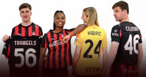AC Milan Pakai Jersey Spesial Lawan Atalanta, Persembahan Buat Ibu AC Milan Pakai Jersey Spesial Lawan Atalanta, Persembahan Buat Ibu