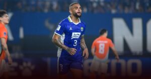 Kata Layvin Kurzawa Usai Persib Kembali Ke Puncak Klasemen Super League 20252026 Kata Layvin Kurzawa Usai Persib Kembali Ke Puncak Klasemen Super League 20252026