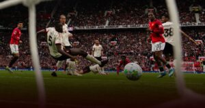 Kembali ke Liga Champions, Man United Menang Tipis atas Liverpool 3-2 di Old Trafford Kembali ke Liga Champions, Man United Menang Tipis atas Liverpool 3-2 di Old Trafford