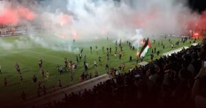 Kericuhan Laga Persib Di Parepare, Manajemen Pastikan Skuad Maung Bandung Aman Kericuhan Laga Persib Di Parepare, Manajemen Pastikan Skuad Maung Bandung Aman