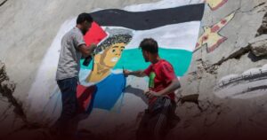 Lamine Yamal Kibarkan Bendera Palestina di Parade Juara, Warga Gaza Balas dengan Lukisan Indah di Reruntuhan Lamine Yamal Kibarkan Bendera Palestina di Parade Juara, Warga Gaza Balas dengan Lukisan Indah di Reruntuhan