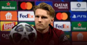 Martin Odegaard Bela Eze Dan Magalhaes Usai Arsenal Gagal Juara Liga Champions Martin Odegaard Bela Eze Dan Magalhaes Usai Arsenal Gagal Juara Liga Champions