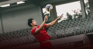 Akhiri Puasa 38 Tahun, Elkan Baggott Rebut Kembali Posisi di Jantung Pertahanan Timnas Indonesia Akhiri Puasa 38 Tahun, Elkan Baggott Rebut Kembali Posisi di Jantung Pertahanan Timnas Indonesia