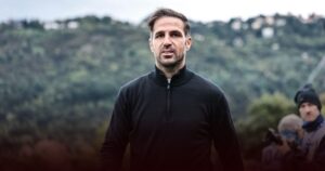 Barcelona Siapkan Rencana Jangka Panjang Cesc Fabregas Gantikan Hansi Flick Barcelona Siapkan Rencana Jangka Panjang Cesc Fabregas Gantikan Hansi Flick