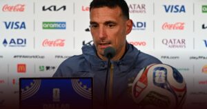 Beberkan Alasan Lionel Messi Dicadangkan, Scaloni Dia Memberi Kesempatan Rekannya (1) Beberkan Alasan Lionel Messi Dicadangkan, Scaloni: Dia Memberi Kesempatan Rekannya