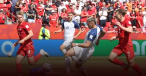 Cyle Larin Jadi Penyelamat Timnas Kanada dari Kekalahan Lawan Bosnia di Stadion Toronto Cyle Larin Jadi Penyelamat Timnas Kanada dari Kekalahan Lawan Bosnia di Stadion Toronto