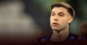Manuel Ugarte Cedera Parah, Bakal Absen Hampir Satu Tahun Usai Laga Lawan Spanyol Manuel Ugarte Cedera Parah, Bakal Absen Hampir Satu Tahun Usai Laga Lawan Spanyol