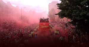 Momen Parade Juara Arsenal Rayakan Gelar Liga Inggris Di Kota London Momen Parade Juara Arsenal Rayakan Gelar Liga Inggris Di Kota London
