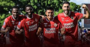 Semen Padang Jadi Tim Musafir, Nil Maizar Pastikan Performa Kabau Sirah Tetap Maksimal Semen Padang Jadi Tim Musafir, Nil Maizar Pastikan Performa Kabau Sirah Tetap Maksimal