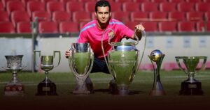 Bukan Lionel Messi atau Cristiano Ronaldo, Pedro Jadi Pemain dengan Trofi Lengkap 