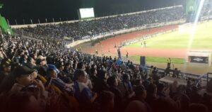 Laga Persib Bandung vs Arema FC Jadi Bukti Keberhasilan Suporter Tandang Laga Persib Bandung vs Arema FC Jadi Bukti Keberhasilan Suporter Tandang