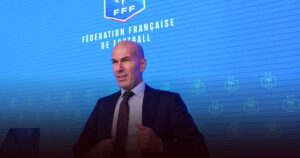 Resmi! Zinedine Zidane Ditunjuk Sebagai Nahkoda Baru Timnas Prancis Hingga 2030 Resmi! Zinedine Zidane Ditunjuk Sebagai Nahkoda Baru Timnas Prancis Hingga 2030