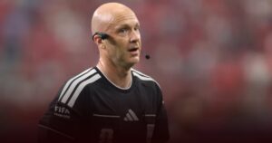 Wasit Asal Inggris Anthony Taylor Resmi Pensiun Setelah Pimpin Laga Piala Dunia 2026 Wasit Asal Inggris Anthony Taylor Resmi Pensiun Setelah Pimpin Laga Piala Dunia 2026