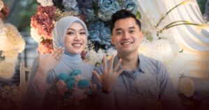 Leo Rolly Carnando dan Indah Cahya Resmi Menikah di Tanah Suci