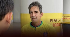 Pengamat Sepak Bola Nasional Soroti Tren Kepindahan Pemain Keturunan ke Indonesia Pengamat Sepak Bola Nasional Soroti Tren Kepindahan Pemain Keturunan ke Indonesia
