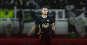 Perpanjang Kontrak dengan Dewa United, Ivar Jenner Dikabarkan ke Belanda Tahun Depan Perpanjang Kontrak dengan Dewa United, Ivar Jenner Dikabarkan ke Belanda Tahun Depan
