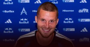 Resmi Gabung Leeds United, Duet Nico Elvedi-Kevin Diks Resmi Berakhir Resmi Gabung Leeds United, Duet Nico Elvedi-Kevin Diks Resmi Berakhir