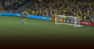 Rocco Rios Novo Lakukan Blunder Fatal, Inter Miami Tumbang Telak 1-4 (1) Rocco Rios Novo Lakukan Blunder Fatal, Inter Miami Tumbang Telak 1-4