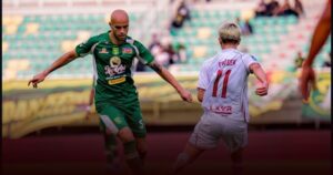 Gol Al Hamra Hehanussa di Menit Akhir Buat Persebaya Gagal Menang Gol Al Hamra Hehanussa di Menit Akhir Buat Persebaya Gagal Menang
