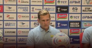 Kalah Dari Persija, Igor Tolic Minta Persib Bandung Segera Bangkit Hadapi FC Seoul Kalah Dari Persija, Igor Tolic Minta Persib Bandung Segera Bangkit Hadapi FC Seoul