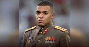 Kylian Mbappe Beri Tanggapan Menohok Soal Tren Meme Viral Berseragam Militer Kylian Mbappe Beri Tanggapan Menohok Soal Tren Meme Viral Berseragam Militer