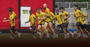 Latihan Bhayangkara FC Dipangkas Akibat Dampak Erupsi Gunung Anak Krakatau Latihan Bhayangkara FC Dipangkas Akibat Dampak Erupsi Gunung Anak Krakatau