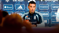 Belum Ada Pengganti, Lionel Scaloni Tegaskan Nomor 10 Argentina Tetap Milik Messi Belum Ada Pengganti, Lionel Scaloni Tegaskan Nomor 10 Argentina Tetap Milik Messi