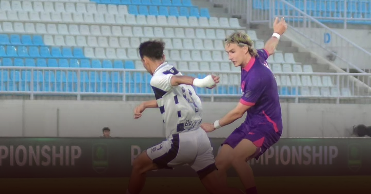 Empat Kartu Kuning, Rans Nusantara FC vs Kendal Tornado FC Berbagi Poin Tanpa Gol